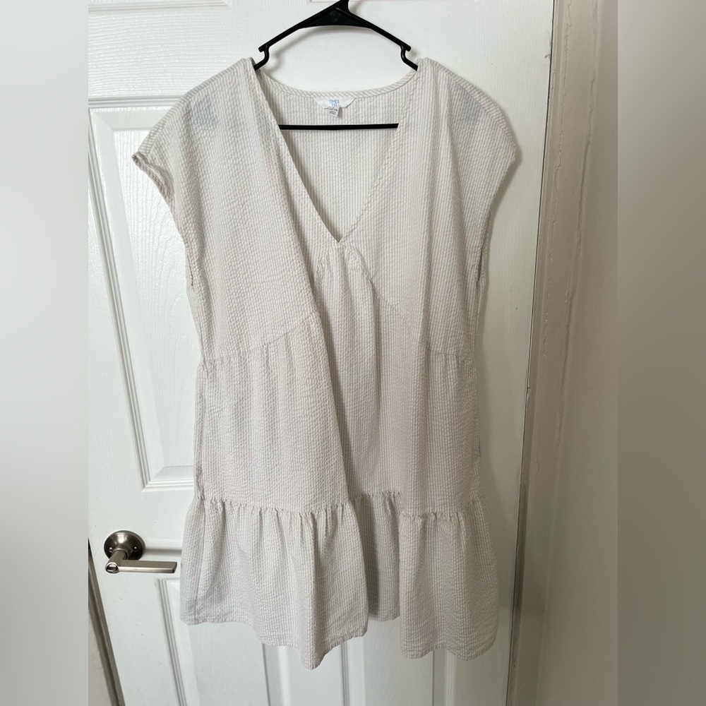 Like New Cream And Blue Embossed Detail Tiered Dress